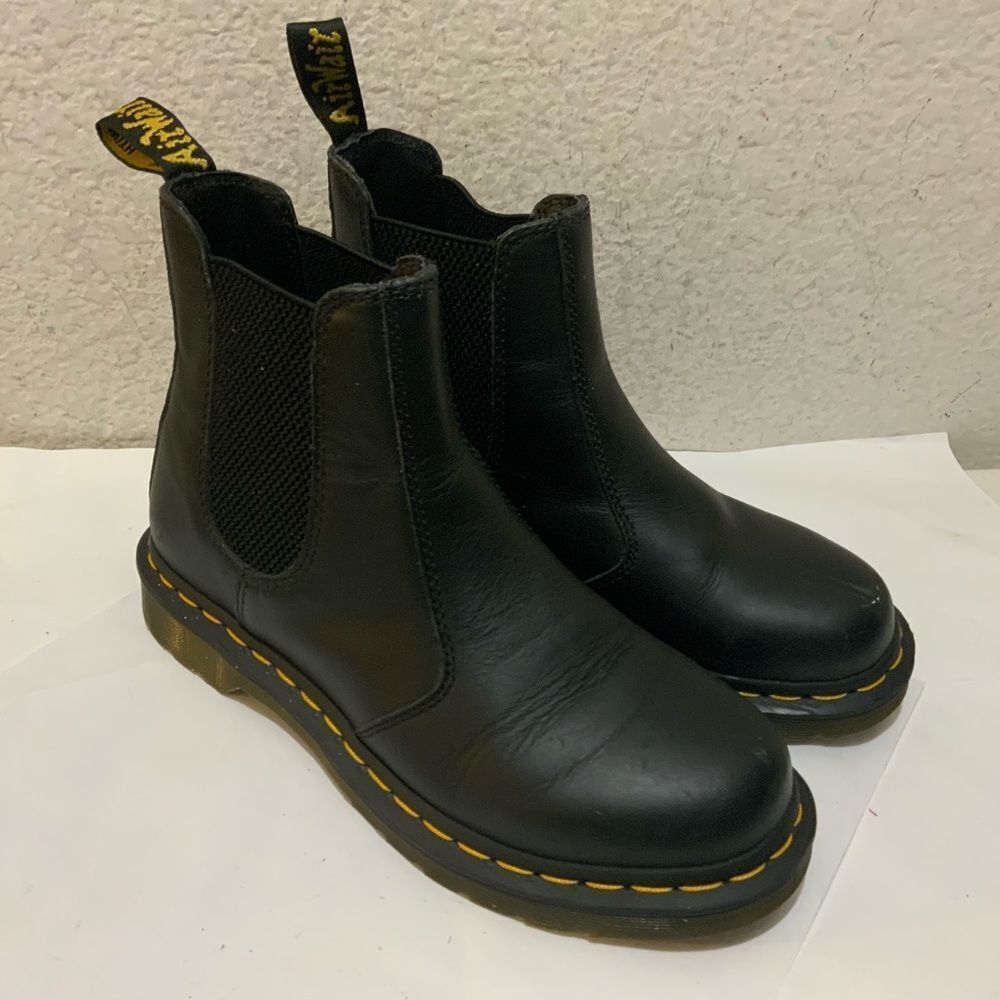 Dr. Martens 2976 women’s ankle black boots size 7 made in Vietnam